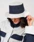 Preview: Chapeau VIP – Chapeau de pêcheur streetstyle avec fonction protectrice - Bleu marine-gris clair