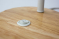 Preview: Lampada da tavolo in metallo schermato, con base in legno di bambù, orientabile