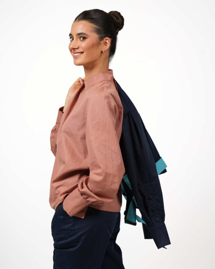 Chemisier VIP avec col détaillé – Quand le style rencontre la protection - Mocca Mousse