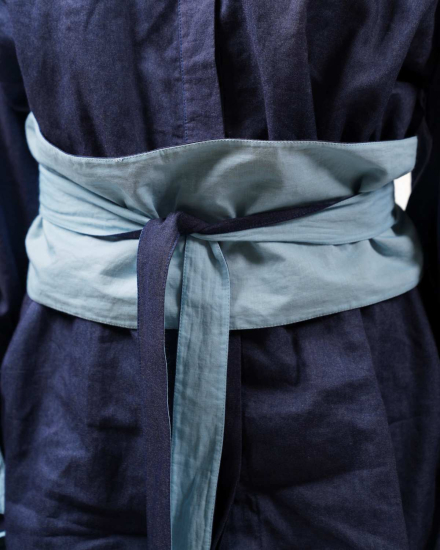 VIP Ouversize Bluse - Stilvoller Schutz mit Swiss Shield Ventus - Marineblau