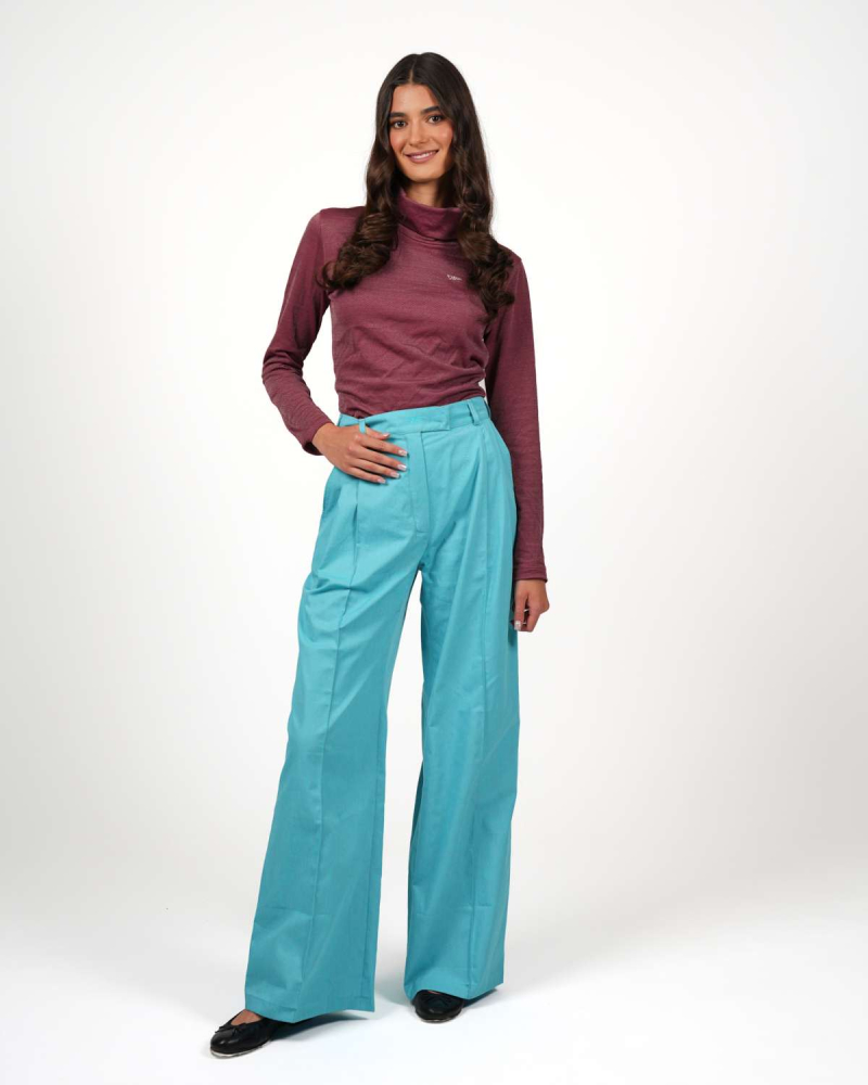 Pull à col roulé VIP : l'élégance rencontre la technologie innovante du fil d'argent - bordeaux