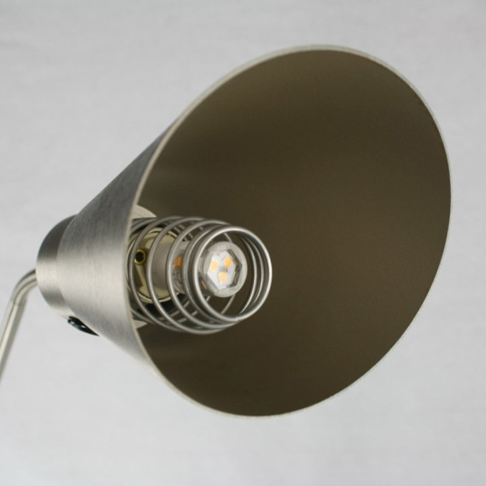 Lampadaire en métal avec abat-jour – équipé d'une fiche Schuko