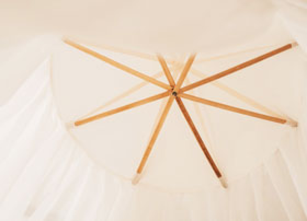 Round Silver Net canopy for beds up to 180 cm in size 1 GHz 48 dB, 3.5 GHz 45 dB